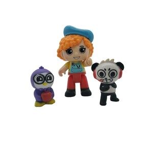 Ryan's World Figures Combo Panda Spy Peck & Artist Play Date